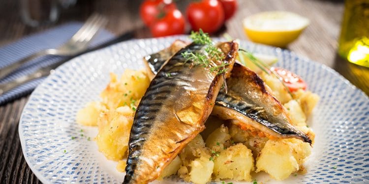 Peixe sem cabeça e sem rabo