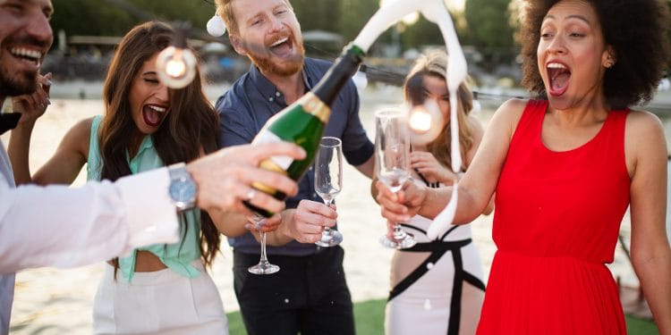 Grupo de pessoas felizes