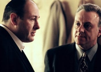 Johnny Sack e Tony Soprano na série Família Soprano