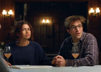 Cena do filme O Drama, com Zendaya e Robert Pattinson debatendo em um momento de tensão.